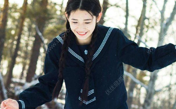 同房过后后戏怎样做？让女人得到饱满同房的后戏技巧(1)
