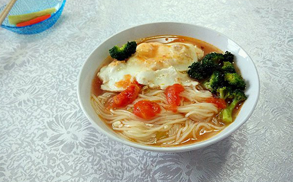 美白可以吃什么食物？吃哪些东西可以帮助美白？(1)