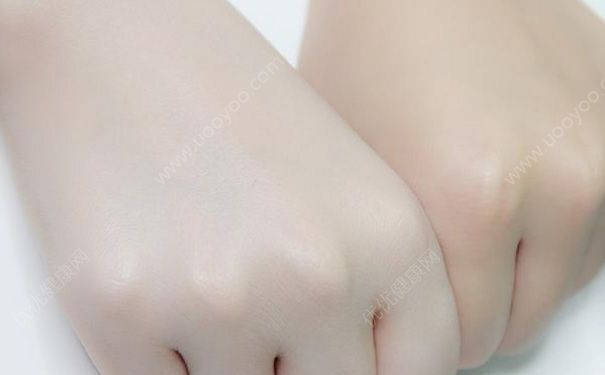 素颜霜要卸妆吗？抹了素颜霜用不用卸妆？(1)