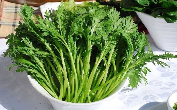 老年人吃什么可以降低血压？老年人降血压该吃什么？(1)
