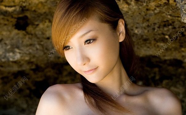 阴唇黝黑是滥交的表现吗？乳头变黑与性生活有关吗？(1)