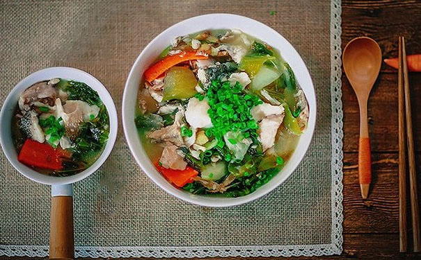 上班族吃什么明目护眼？护眼吃什么食物好？(1)