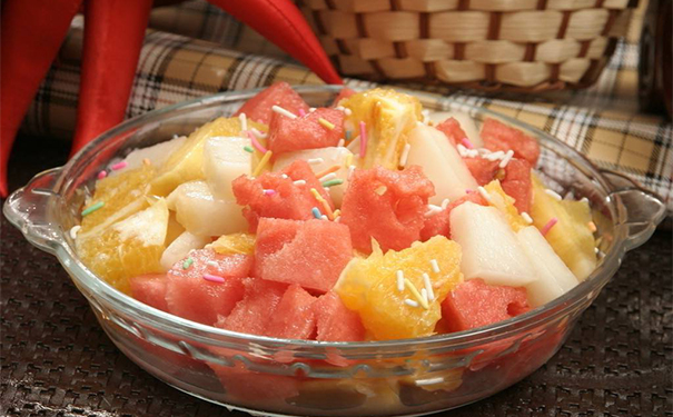 中暑吃什么水果比较好？吃什么水果可以预防中暑？[图]