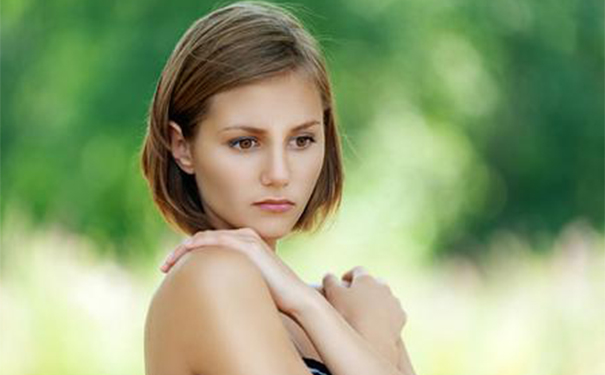 吃什么对肝脏排毒好呢？肝脏排毒不好有什么症状表现？[