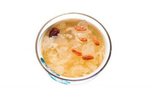 孕妇喝红枣银耳汤做法？哪些人不能喝红枣银耳汤？(1)