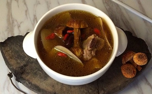 常见排毒食物有哪些？吃那些食物外可以排毒？(1)