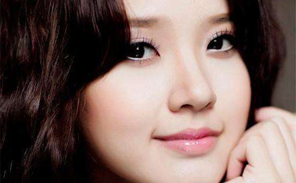 怎样正确选择美白护肤品？美白有哪些需要注意的事项？(1)