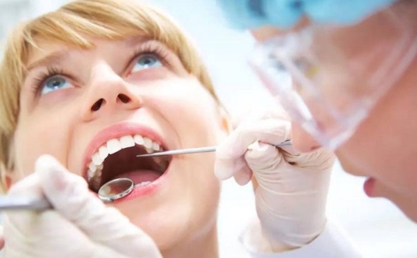 口腔癌是怎么引起的？口腔癌的原因有哪些？[图]