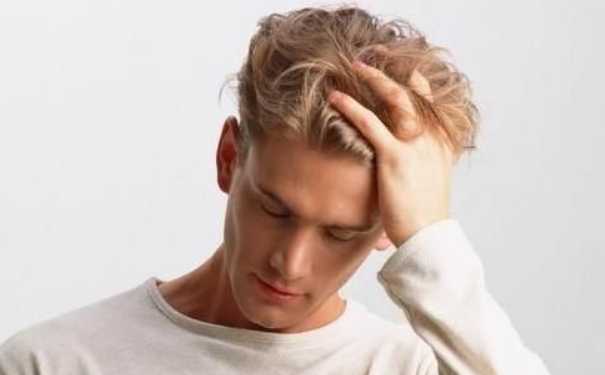 男人脱发有哪些原因？导致男人脱发的原因有哪些？(1)