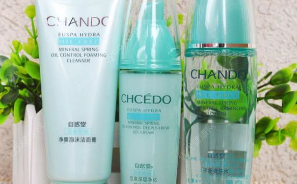 自然堂活泉控油平衡爽肤水怎么样？自然堂活泉控油平衡爽肤水价格(1)