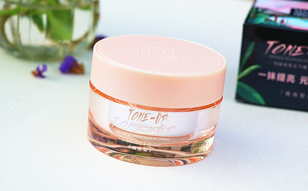 玛丽黛佳素颜霜怎么样？玛丽黛佳素颜霜好用吗？(1)