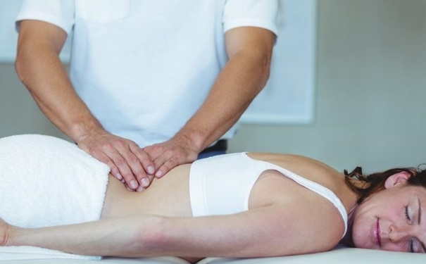 怎么缓解腰痛？缓解腰痛的按摩方法是什么？(1)