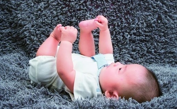 婴儿屁股烫伤怎么办？宝宝烫伤了怎样紧急处理？[图]