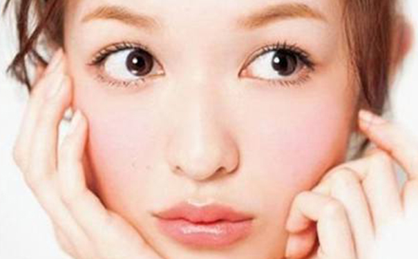 用什么洗脸可以有效去痘？怎么样洗脸可以祛痘？(1)