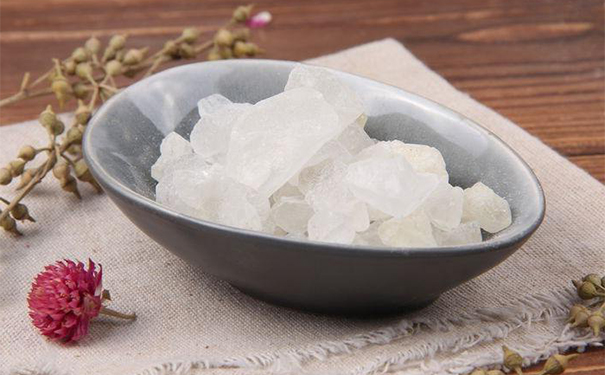 白矾入药有什么作用？白矾有哪些药用功效？(1)
