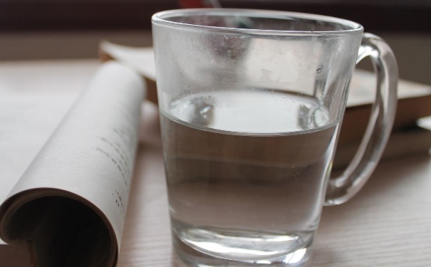 怎么样喝水最好？怎样喝水能美容？(1)