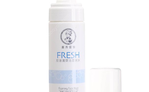 曼秀雷敦控油清爽洁面泡沫好用吗？(1)