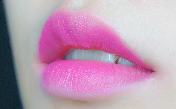 美宝莲哑光口红怎么样？美宝莲哑光唇膏试色？(1)