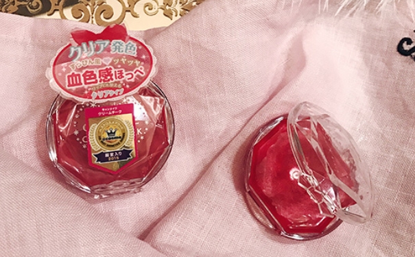 太阳色口红是什么颜色？太阳色口红推荐(1)