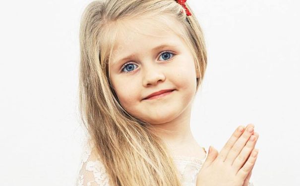 10岁少女常喊肚子疼 卵巢畸胎瘤是什么疾病？(1)