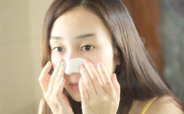 牙膏是可以去黑头吗？牙膏怎么用可以去黑头？(1)