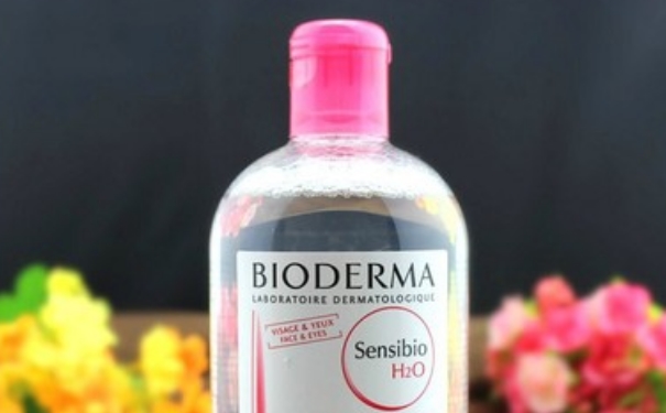 卸妆乳和洗面奶的区别有哪些？卸妆乳跟洗面奶有什么区别？(1)