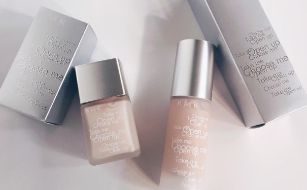 植村秀和rmk哪个好？植村秀和rmk粉底液哪个好？(1)