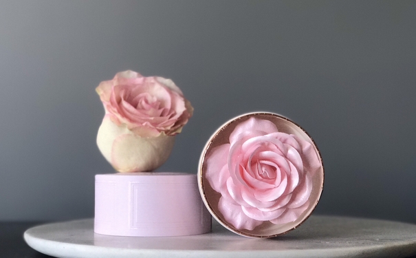 兰蔻玫瑰高光怎么样？2017新品玫瑰高光试色(1)