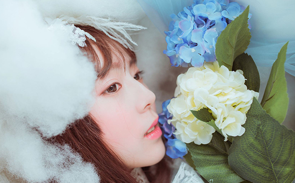 腮红膏怎么涂？腮红膏适合什么皮肤？(1)