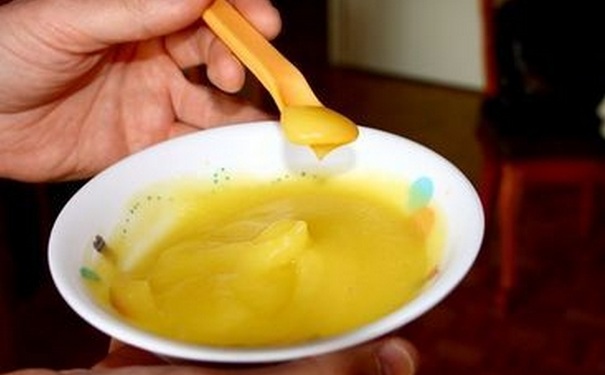 婴儿辅食水果泥怎么做？婴儿辅食水果泥的做法？(1)