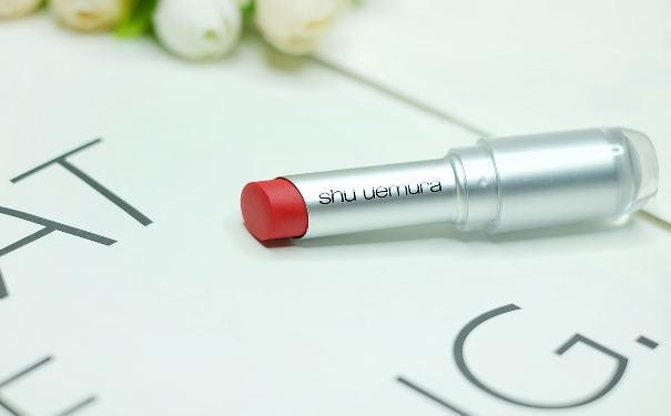 植村秀和植美村是一个牌子吗？植村秀和植美村区别(1)