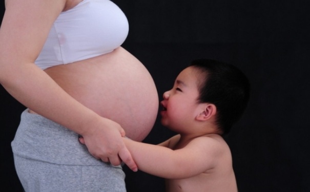 剖腹产后五个月怀孕怎么办？剖腹产后5个月又怀孕咋办？(1)