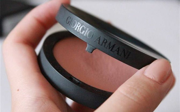 Armani阿玛尼腮红多少钱？阿玛尼腮红专柜价格(1)