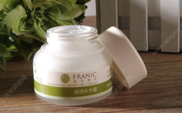 法兰琳卡清透补水霜好用吗？法兰琳卡清透补水系列护肤品(1)