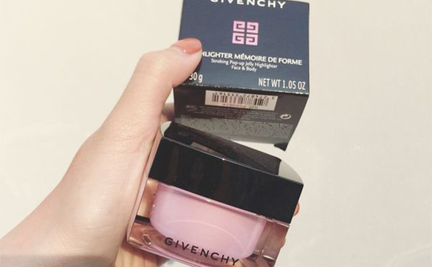 纪梵希高光霜多少钱？纪梵希高光霜专柜价格(1)