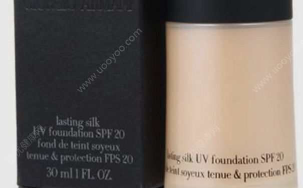 乔治阿玛尼纯净持妆粉底液好用吗？乔治阿玛尼纯净持妆粉底液价格(1)