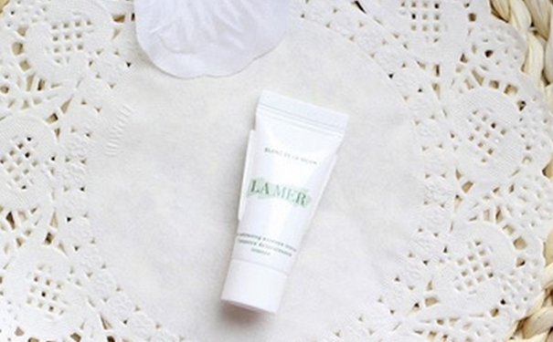 洁面泡沫什么牌子好？洁面泡沫适合什么皮肤？(1)