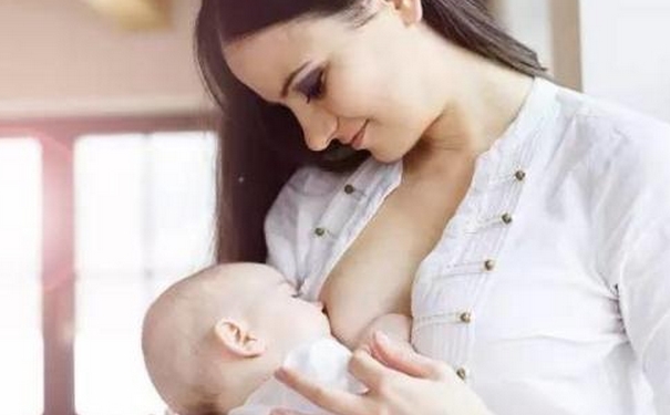 母乳喂养多长时间好？母乳喂养要多久？(1)