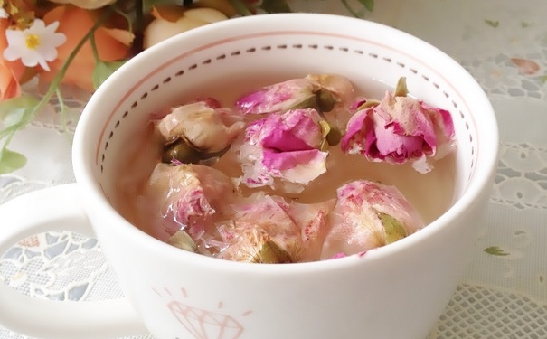 乌梅玫瑰花茶的做法是怎样的？乌梅玫瑰花茶怎么做？(1)