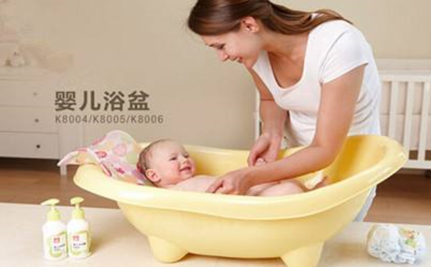 怎样购买适合宝宝的浴盆？宝宝浴盆怎么使用？(1)