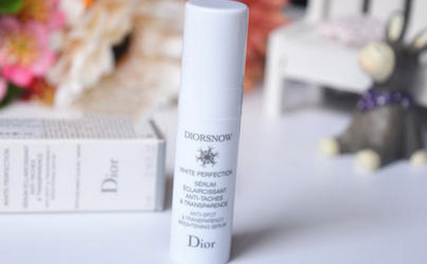 祛斑精华什么牌子好？祛斑精华液什么牌子好用？(1)