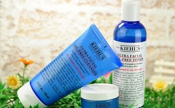 哪种洗面奶补水保湿效果好？保湿洗面奶哪种好用？(1)