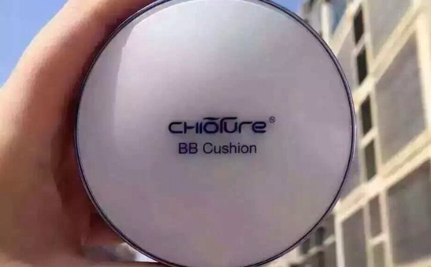 稚优泉气垫bb好用吗？稚优泉气垫bb怎么样？(1)