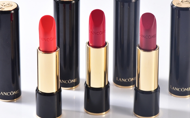 兰蔻菁纯唇膏369多少钱？兰蔻口红369专柜价格(1)