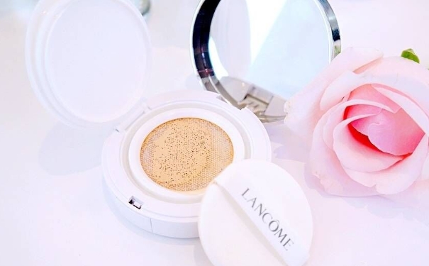 兰蔻气垫cc适合什么年龄？兰蔻气垫cc霜适合什么肤质？(1)