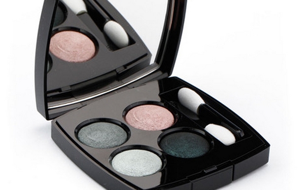 chanel四色眼影怎么用？香奈儿四色眼影画法是怎样？(1)