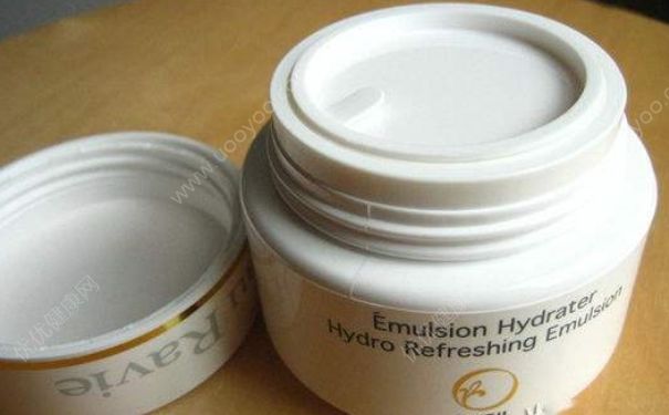 奥尔莱薇晶凝清爽保湿乳霜好用吗？奥尔莱薇清爽保湿乳霜价格(1)