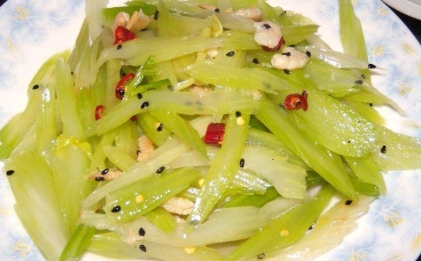 虾米炒芹菜怎么做？虾米炒芹菜有什么营养？(1)