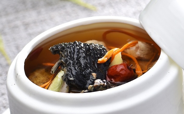 肝肾阴虚吃什么食物？肝肾阴虚如何食疗？(1)