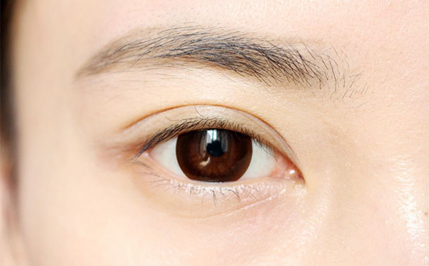 平眉适合什么脸型？平眉的画法步骤(1)